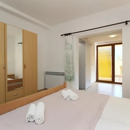 Guest house Petrica *