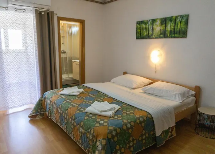 Petrica Gostinjska kuća 3*
