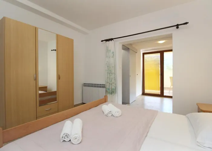 Gostinjska kuća Petrica 3*
